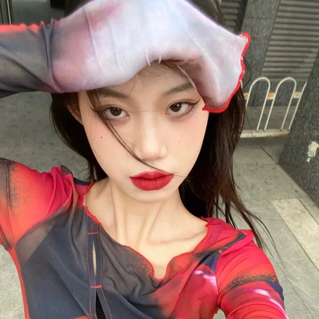 白魔鬼 海报